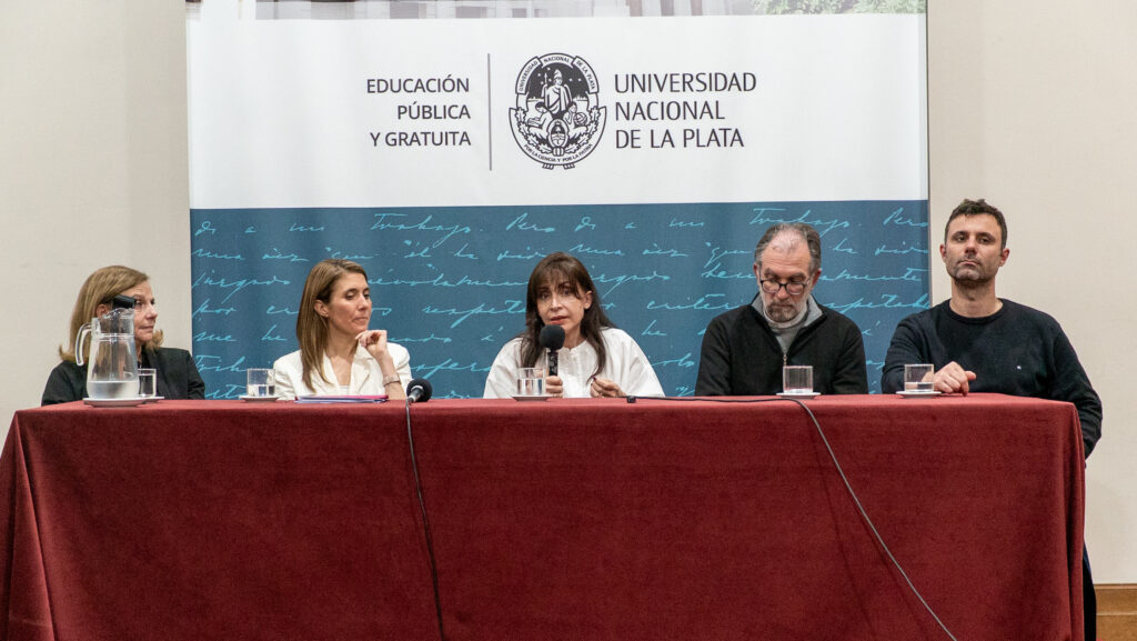 Emilce Cuda brindó la conferencia magistral de cierre del foro «De Laudato si’ a Magnifica Humanitas» DSC02239 1024x577
